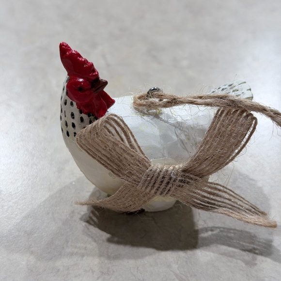 Rustic Rooster and Hen Figurines - Picture 3 of 8